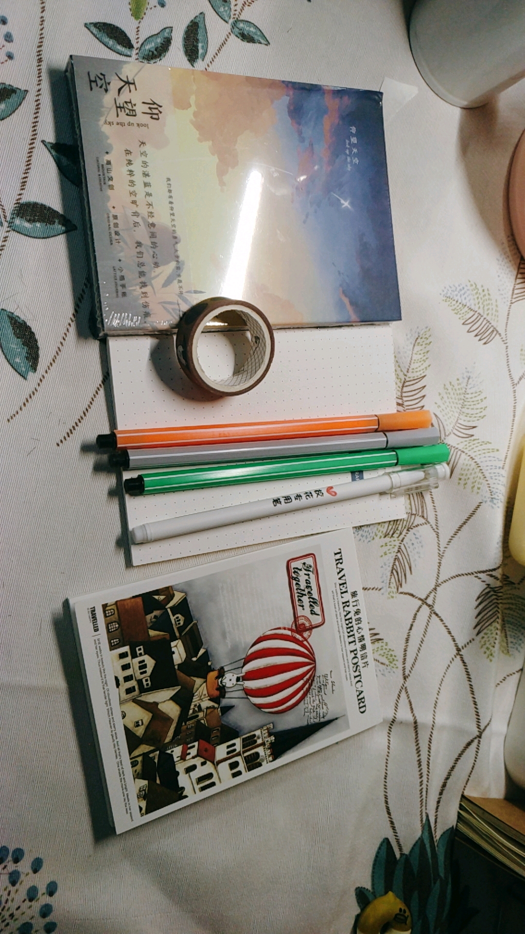 一套盲盒里面盡是文具？